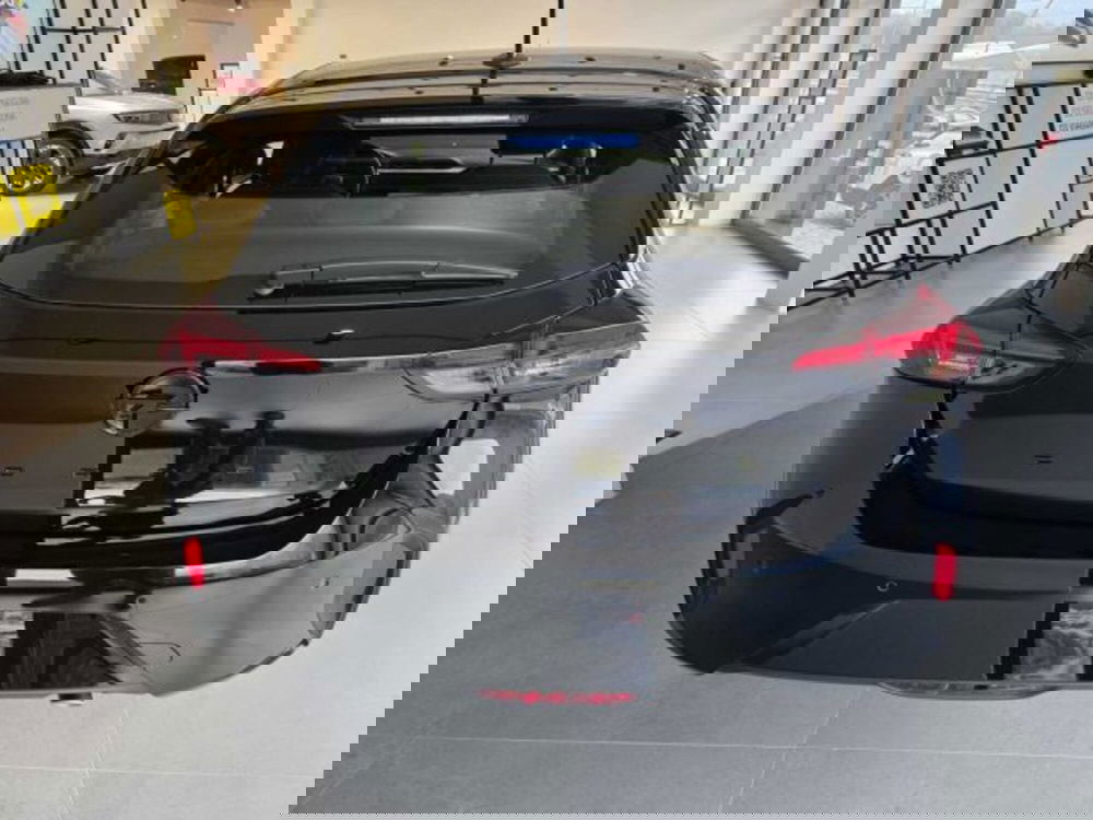 Opel Corsa nuova a Sondrio (4)