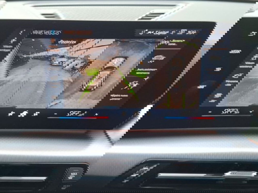 BMW iX2 usata a Verona (13)