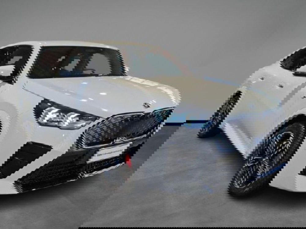 BMW iX2 usata a Verona (15)