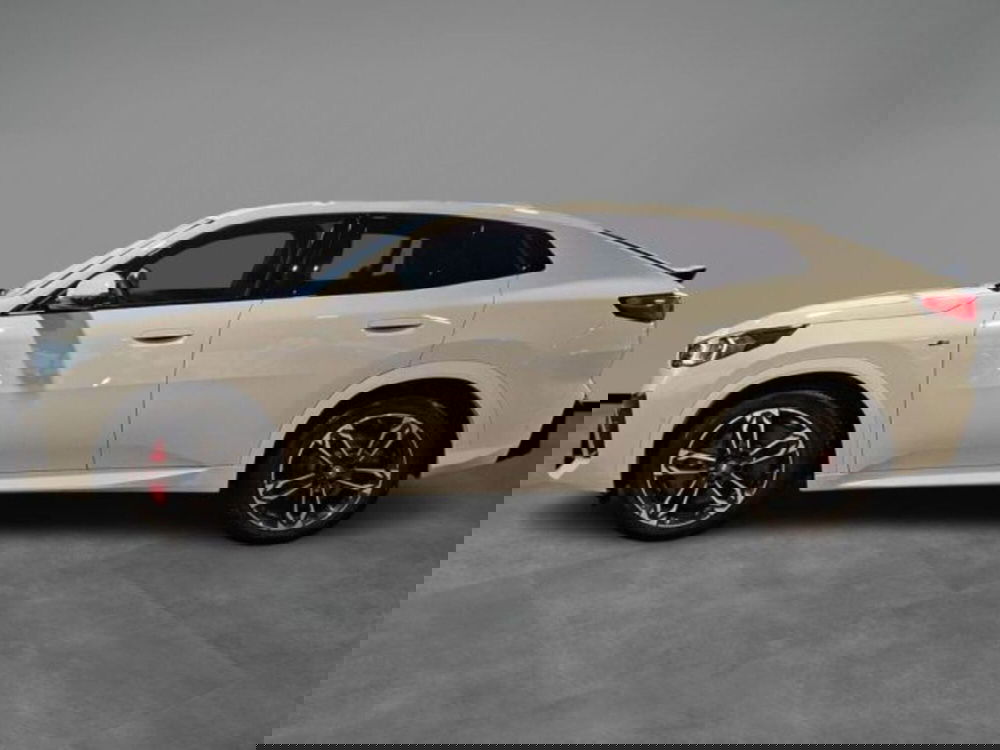 BMW iX2 usata a Verona (3)