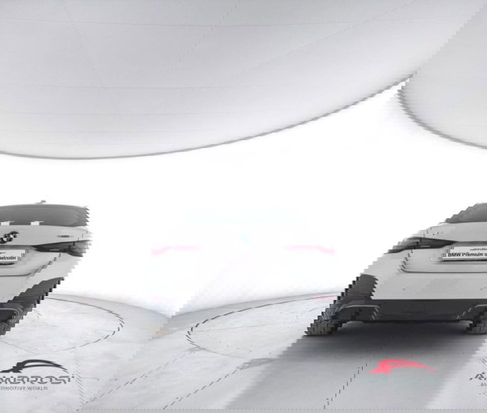 BMW i4 usata a Perugia (6)