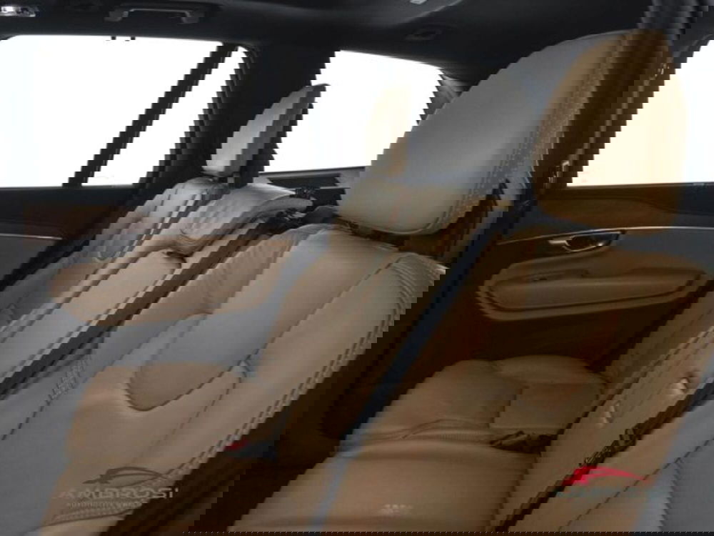 Volvo XC90 usata a Perugia (10)