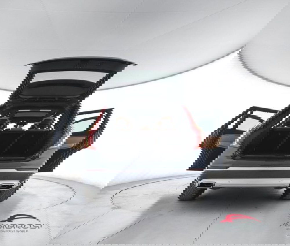 Volvo XC90 usata a Perugia (7)