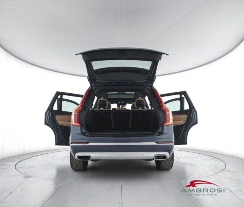 Volvo XC90 usata a Perugia (7)