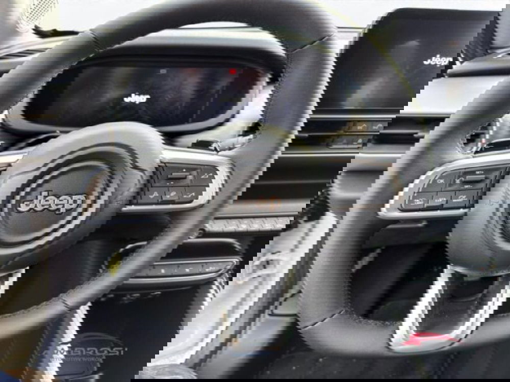 Jeep Avenger nuova a Perugia (14)