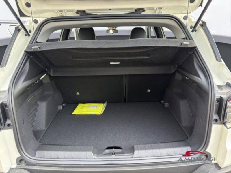 Jeep Avenger nuova a Perugia (9)