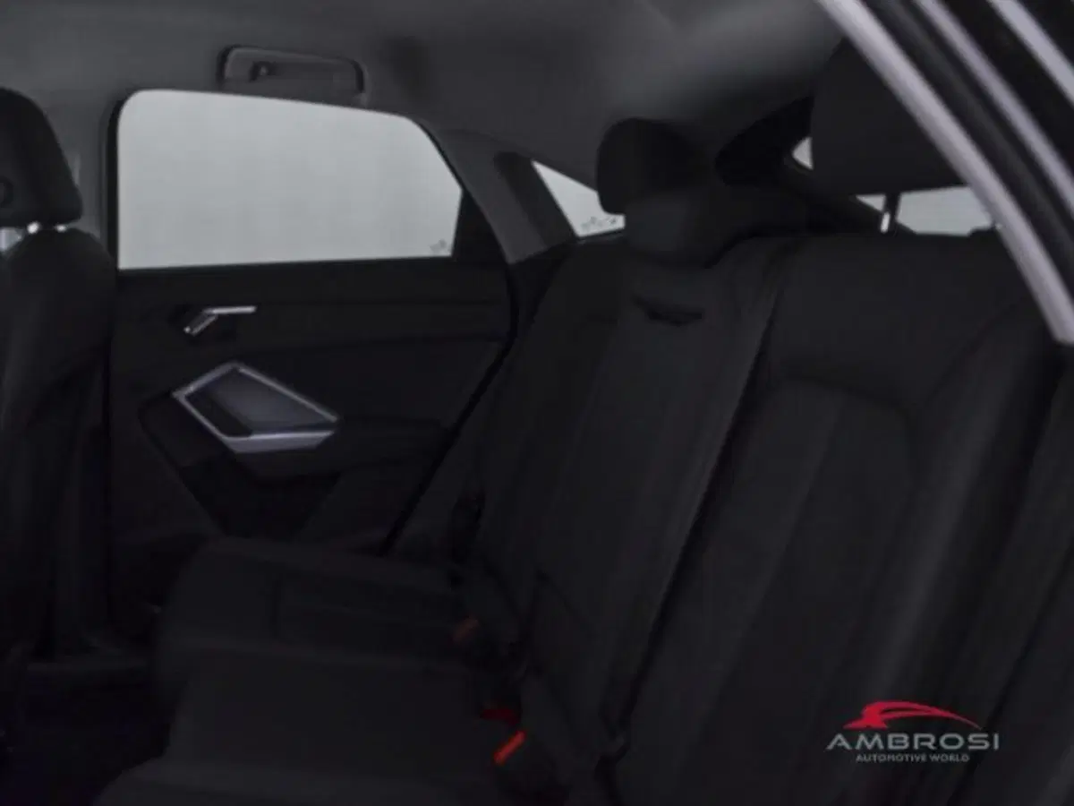 Audi Q3 Sportback usata a Perugia (10)