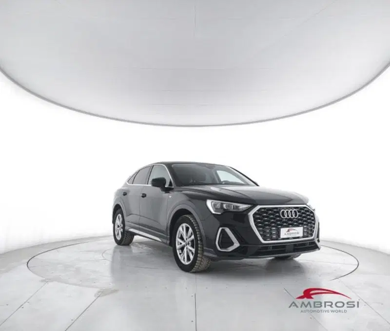Audi Q3 Sportback usata a Perugia (2)