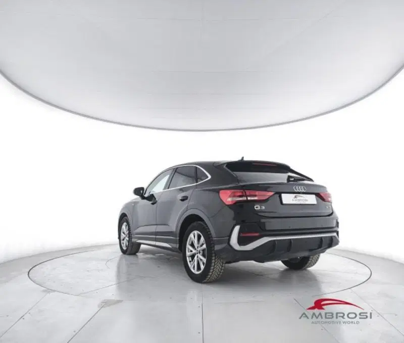 Audi Q3 Sportback usata a Perugia (4)