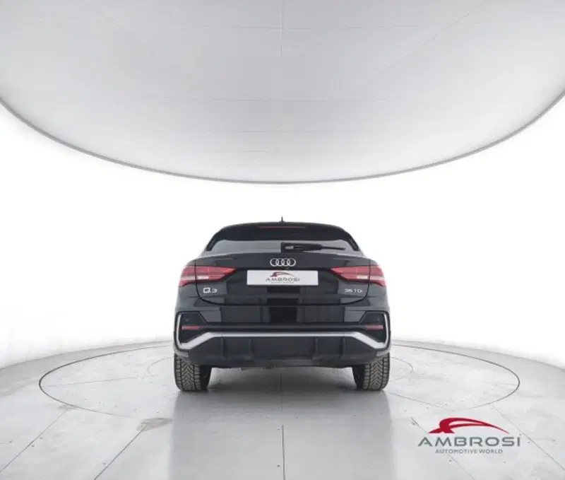 Audi Q3 Sportback usata a Perugia (6)