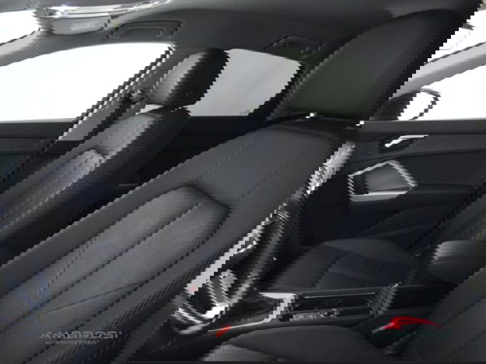 Audi Q3 Sportback usata a Perugia (9)