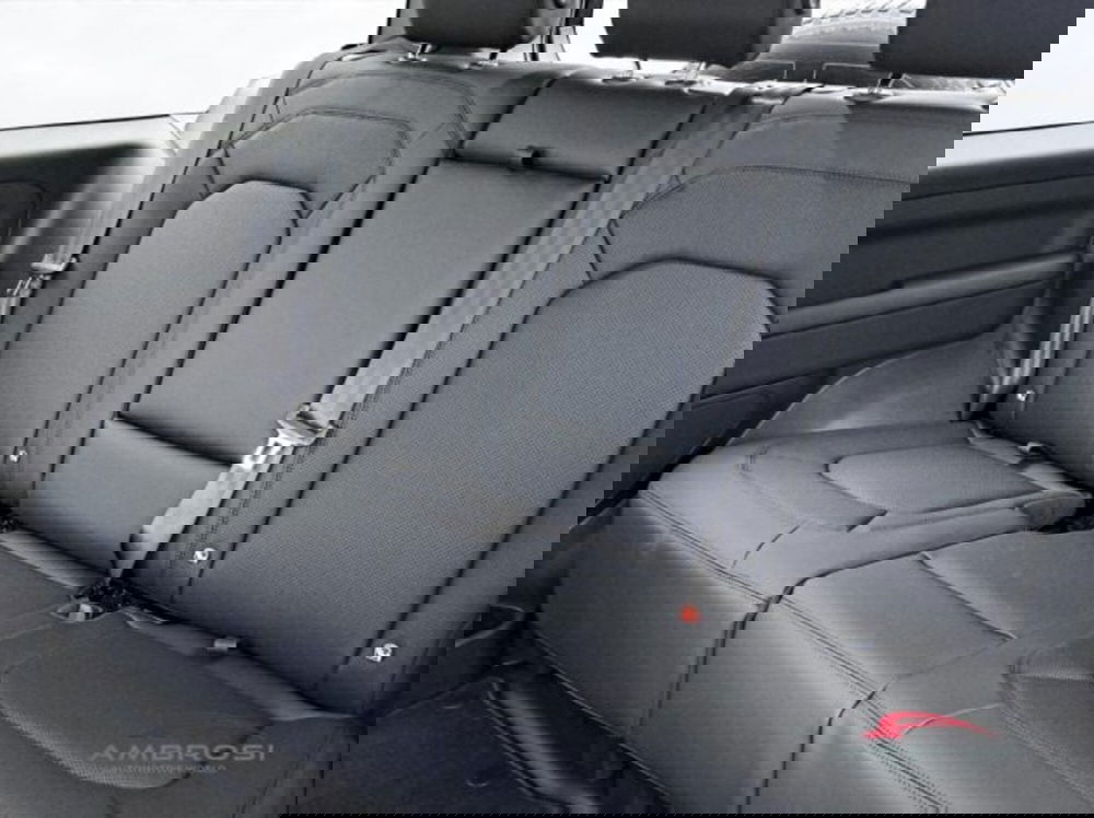 Land Rover Defender nuova a Perugia (10)