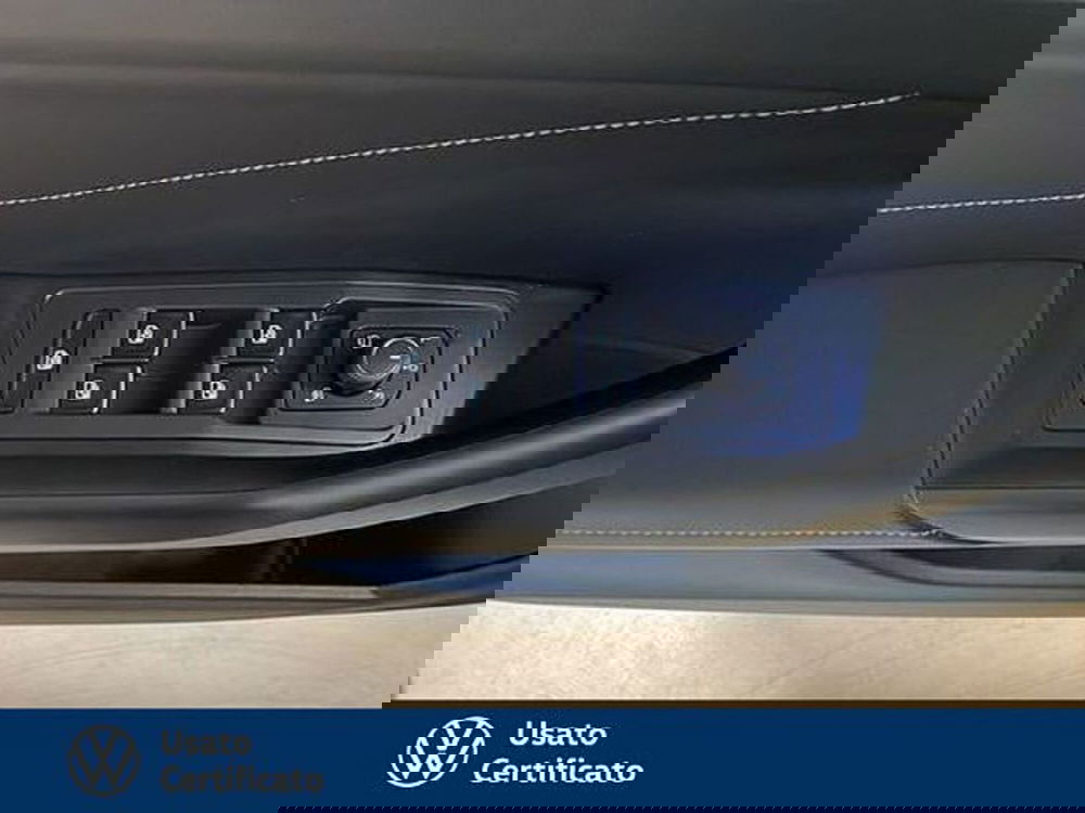 Volkswagen T-Roc usata a Vicenza (14)