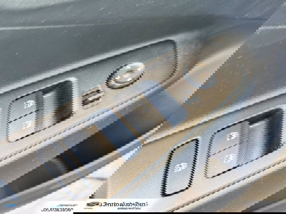 Hyundai i10 usata a Roma (13)