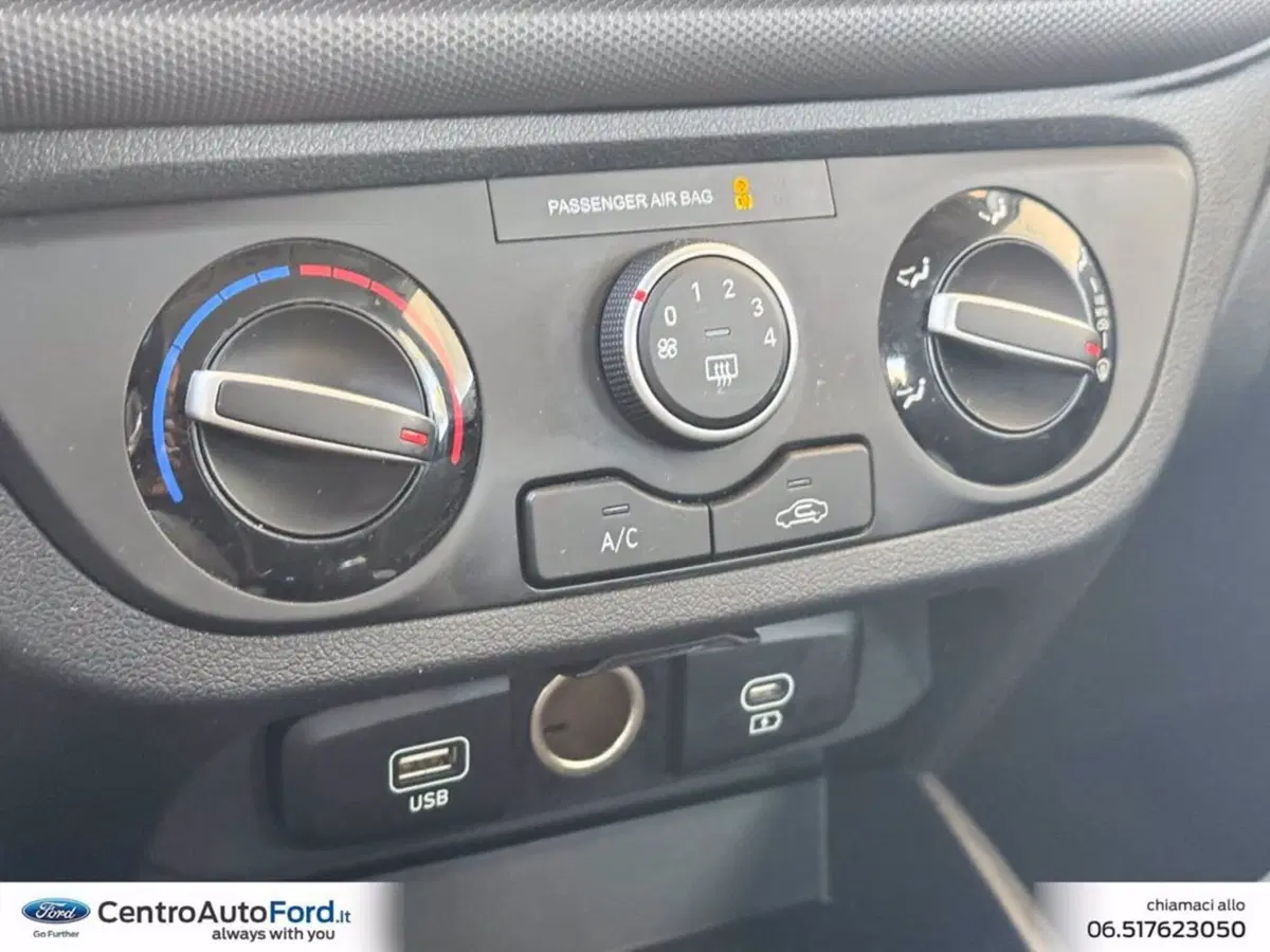 Hyundai i10 usata a Roma (18)