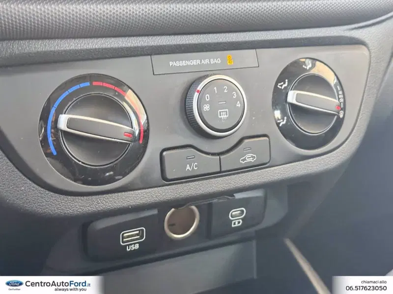 Hyundai i10 usata a Roma (18)