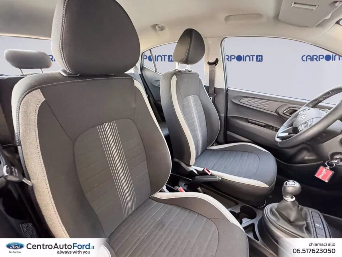 Hyundai i10 usata a Roma (7)