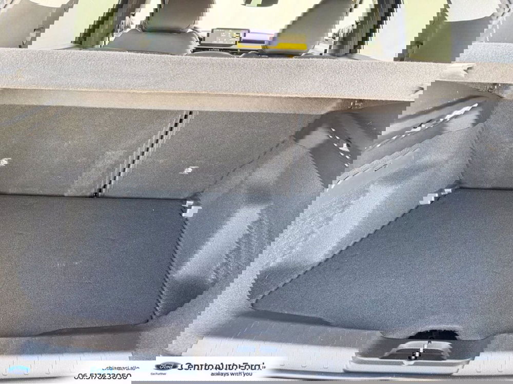 Jeep Avenger usata a Roma (11)