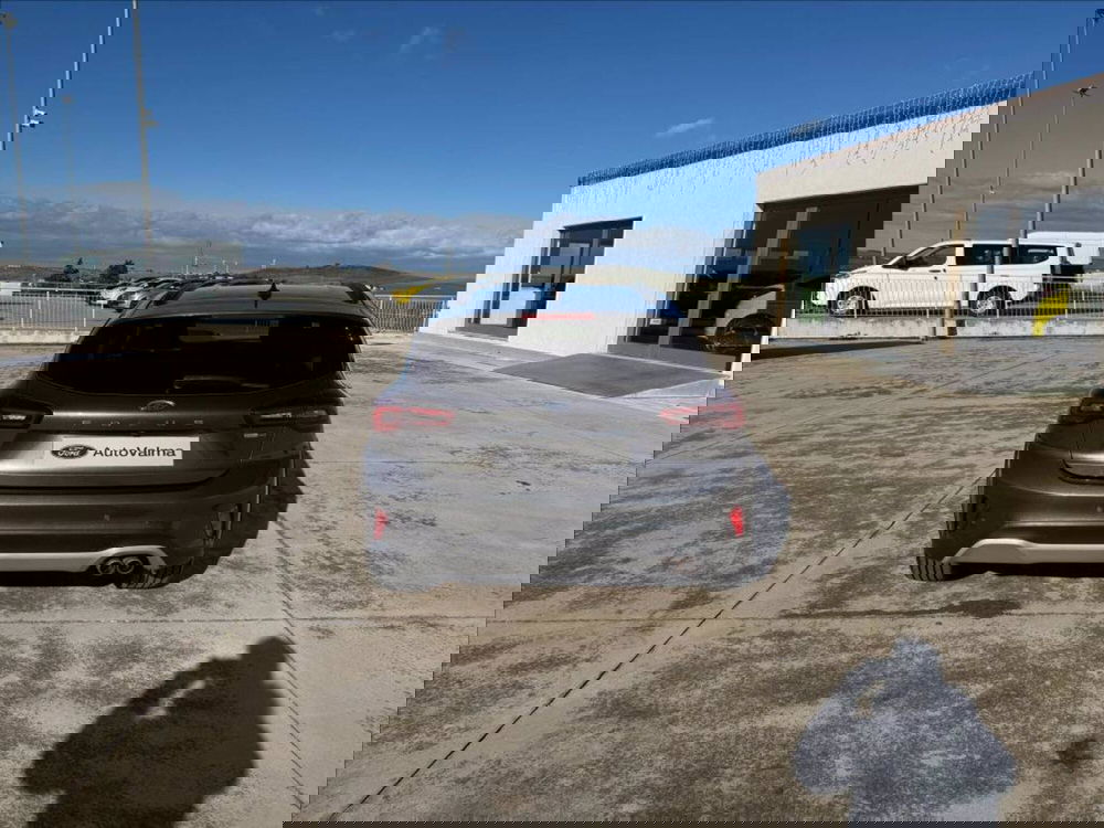 Ford Focus Station Wagon usata a Matera (5)