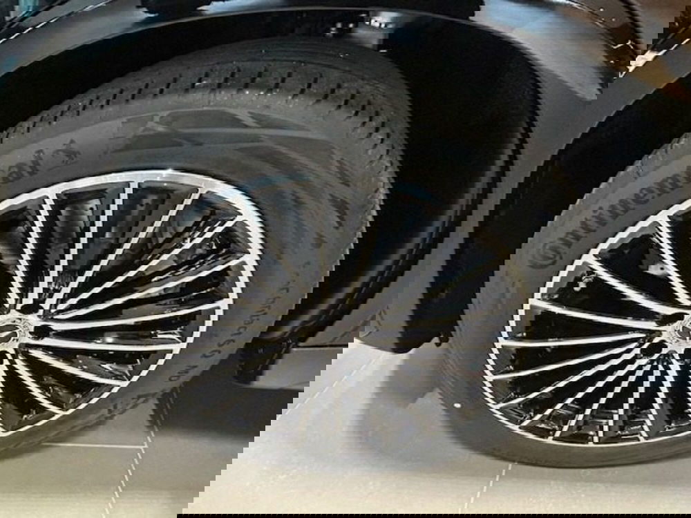 Mercedes-Benz GLC nuova a Potenza (10)