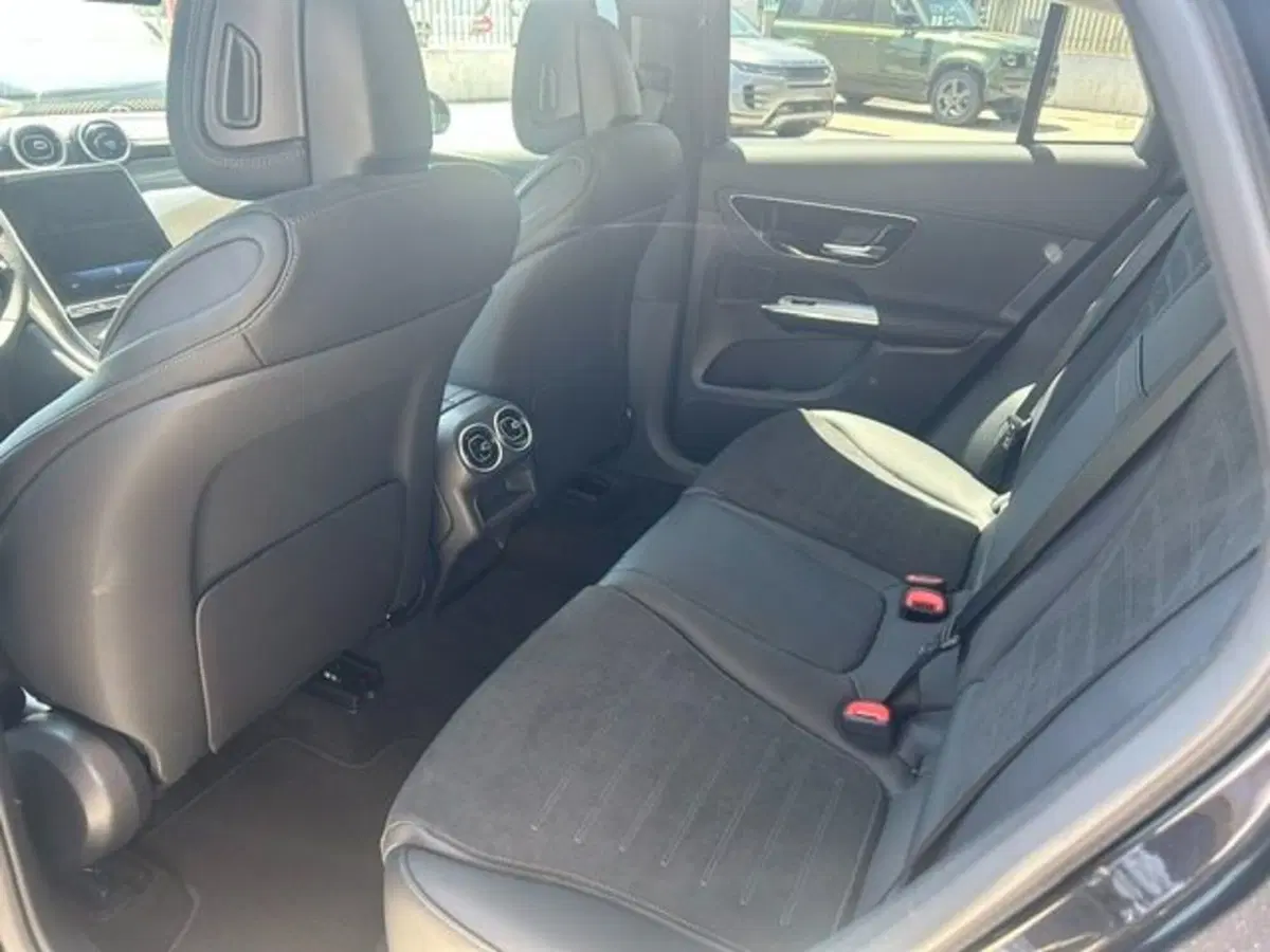 Mercedes-Benz GLC nuova a Potenza (12)