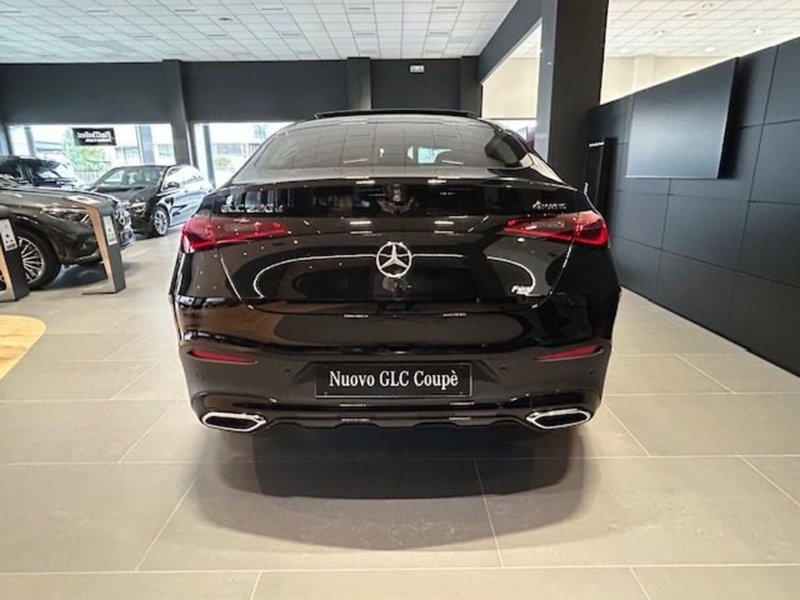 Mercedes-Benz GLC nuova a Potenza (4)