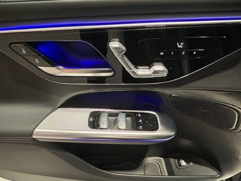 Mercedes-Benz GLC nuova a Potenza (9)