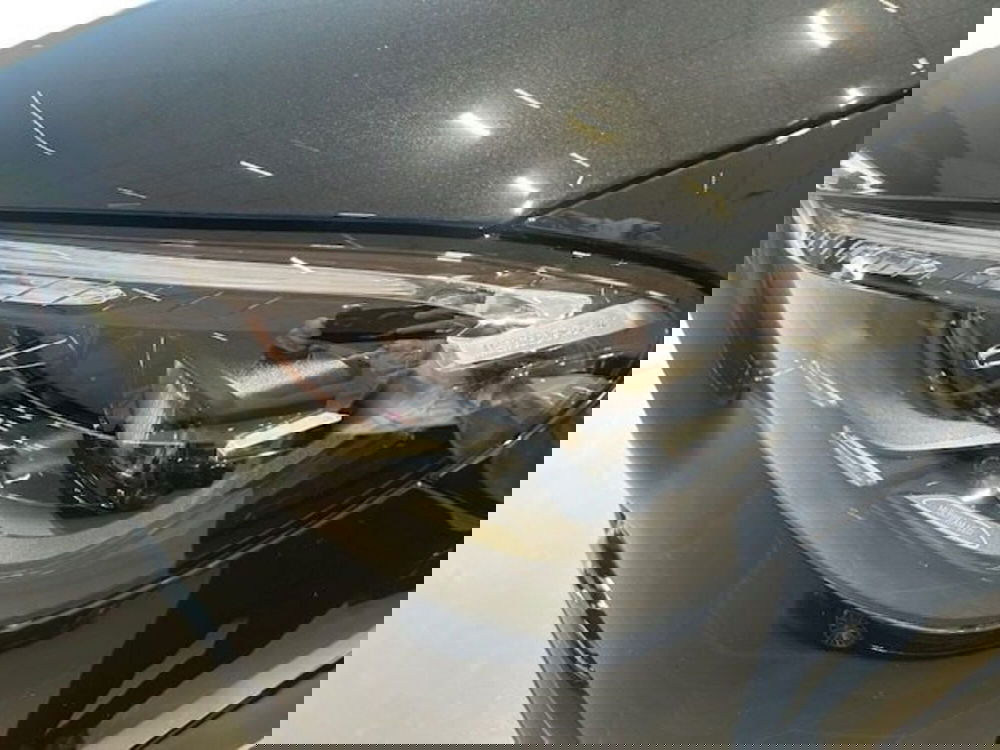 Mercedes-Benz GLB nuova a Potenza (12)