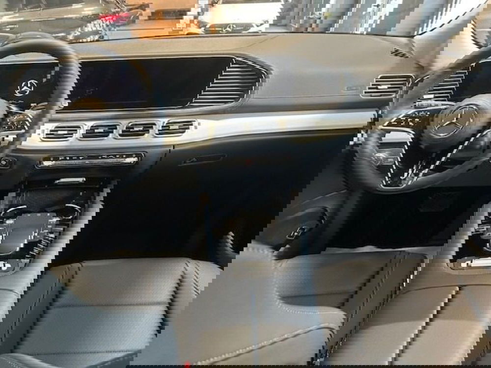 Mercedes-Benz GLB nuova a Potenza (6)