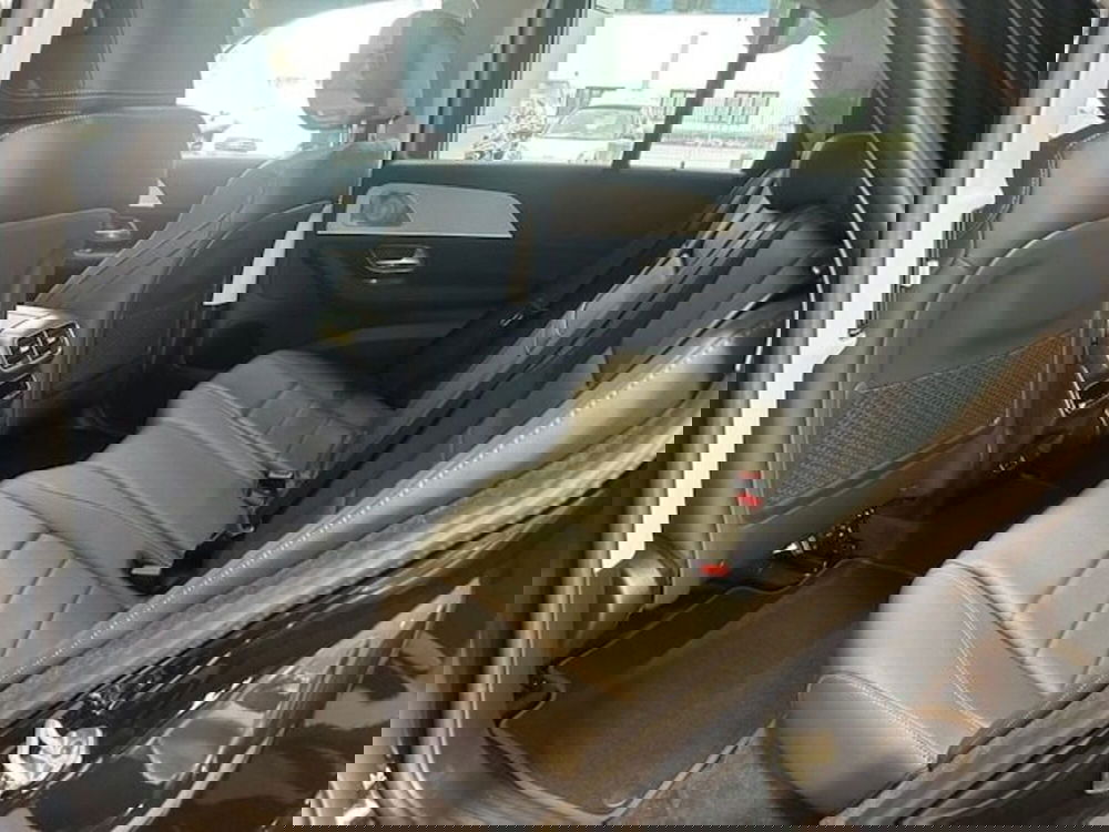 Mercedes-Benz GLB nuova a Potenza (9)