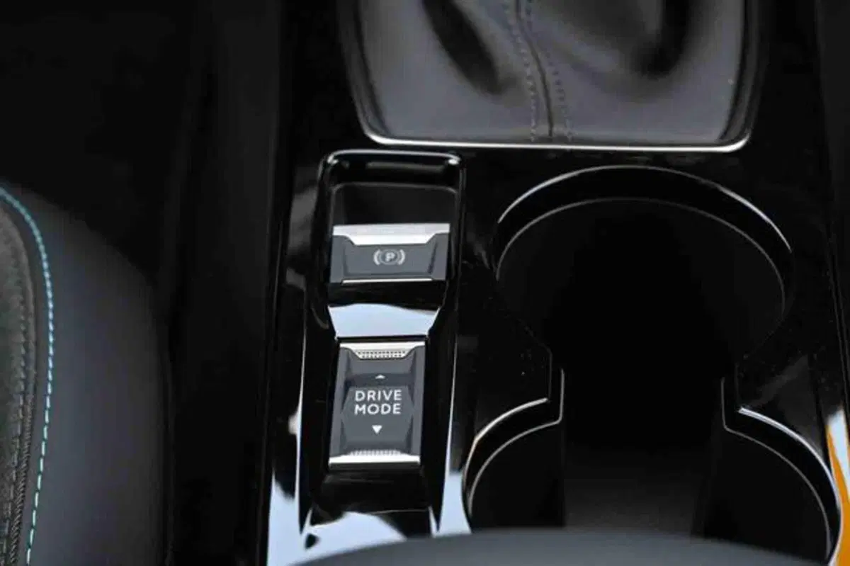 Peugeot 2008 nuova a Torino (16)