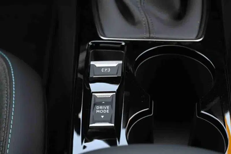 Peugeot 2008 nuova a Torino (16)
