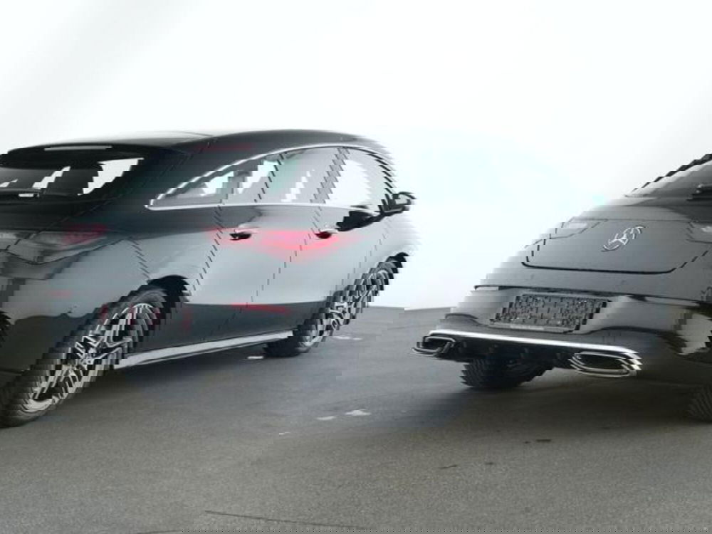 Mercedes-Benz CLA Shooting Brake usata a Milano (2)