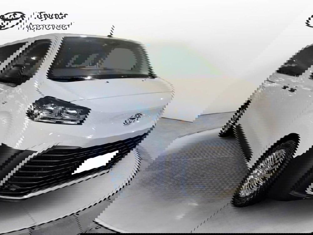 Toyota Proace Verso usata a Torino (3)