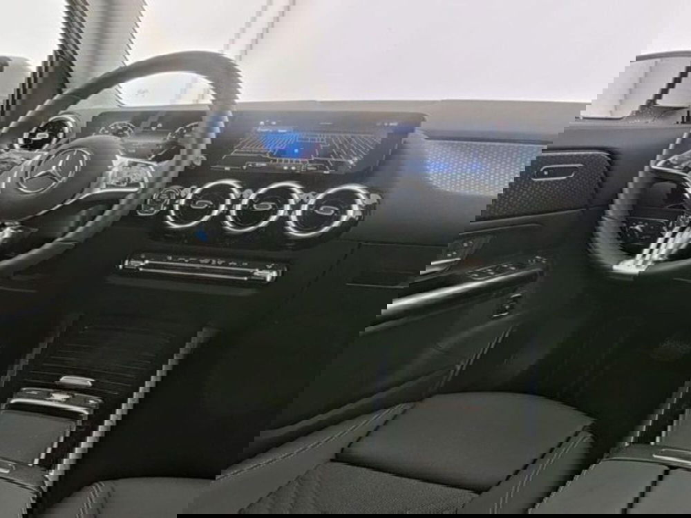 Mercedes-Benz GLA SUV usata a Novara (5)