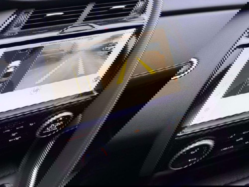 Jaguar E-Pace usata a Siena (12)