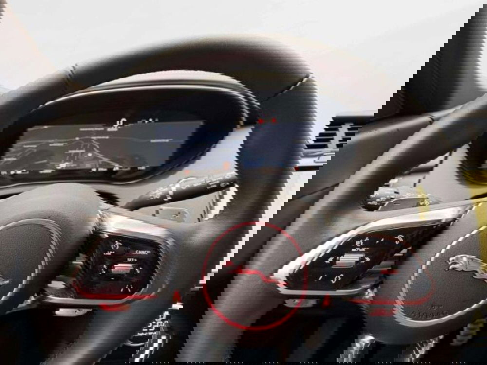 Jaguar E-Pace usata a Siena (14)