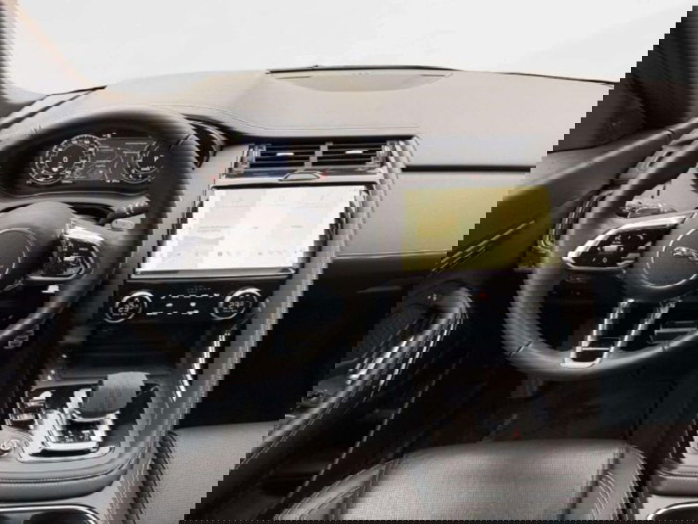 Jaguar E-Pace usata a Siena (15)