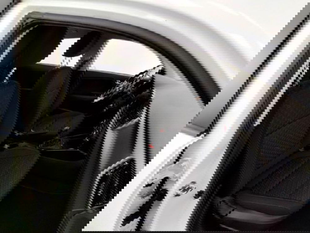 Kia Rio usata a Como (3)