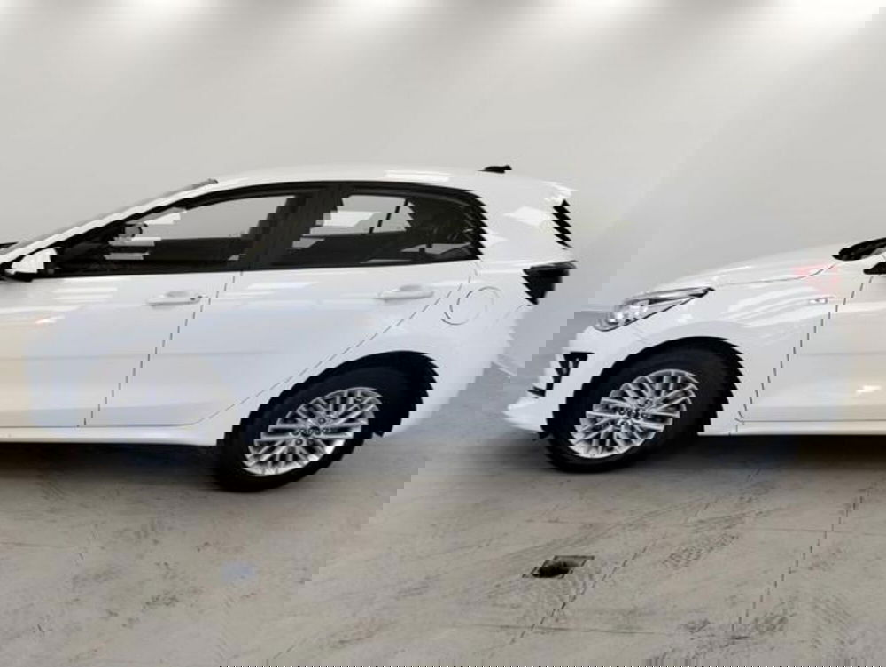 Kia Rio usata a Como (8)