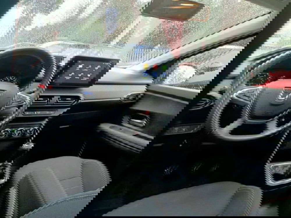 Dacia Jogger usata a Firenze (18)