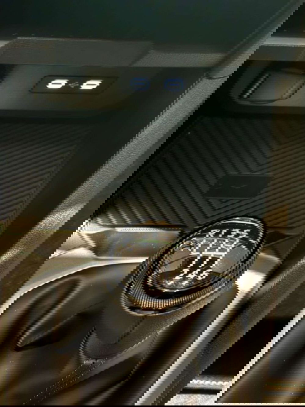 Dacia Bigster nuova a Firenze (15)