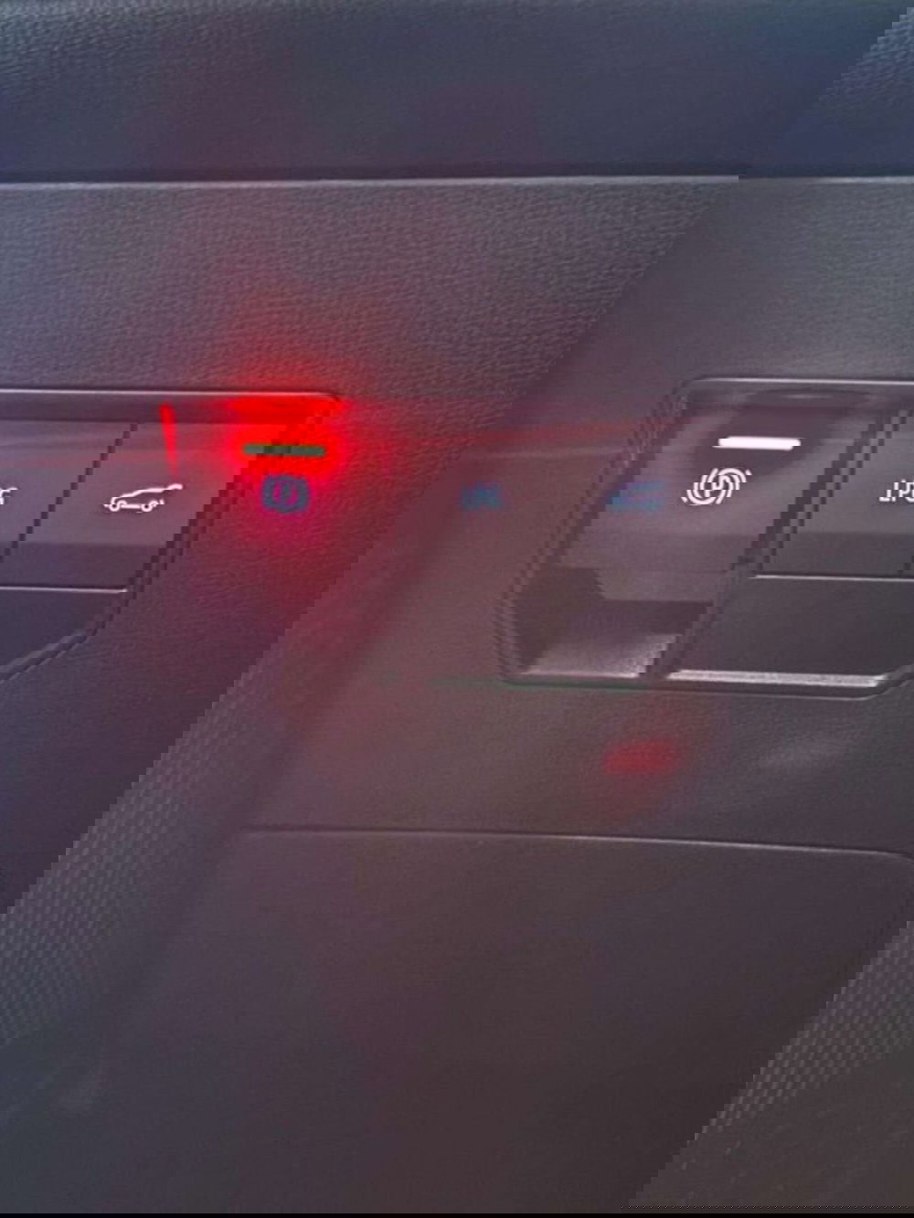 Dacia Bigster nuova a Firenze (16)