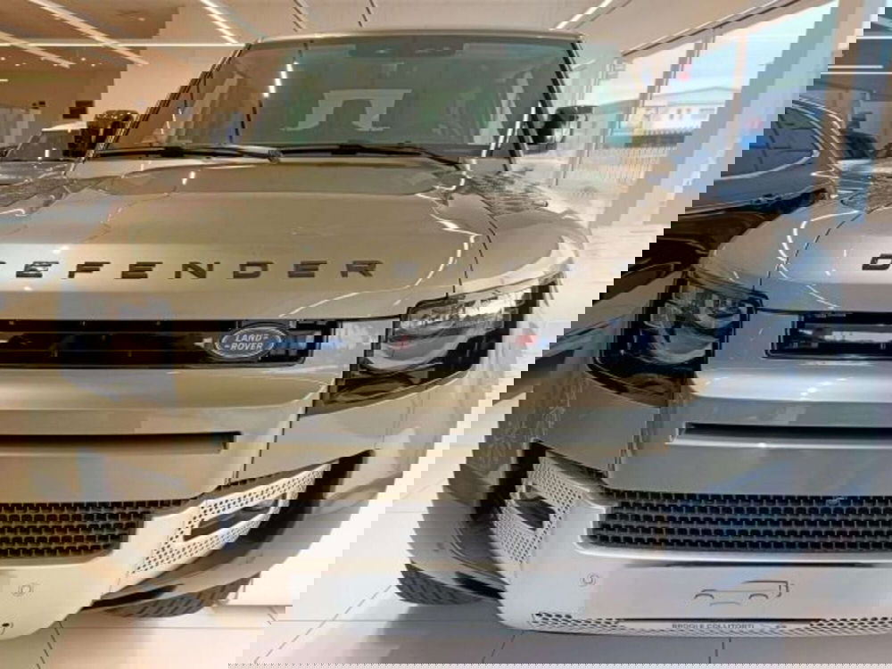 Land Rover Defender nuova a Firenze (2)