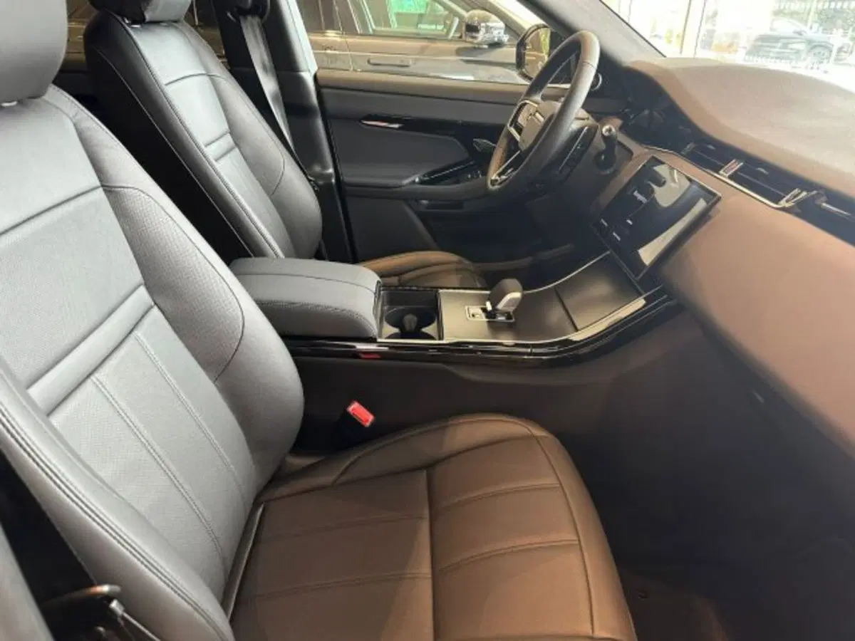 Land Rover Range Rover Evoque nuova a Modena (8)