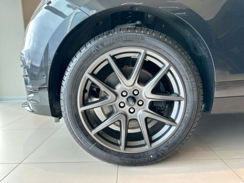 Land Rover Range Rover Velar nuova a Modena (13)