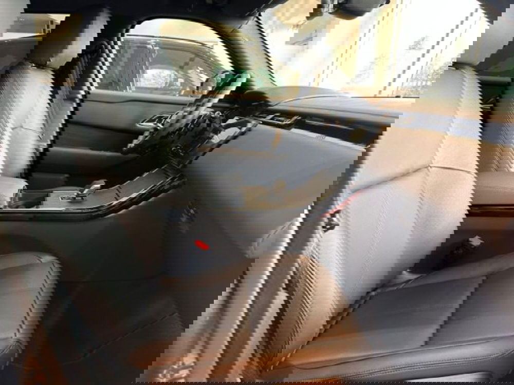 Land Rover Range Rover Velar nuova a Modena (8)