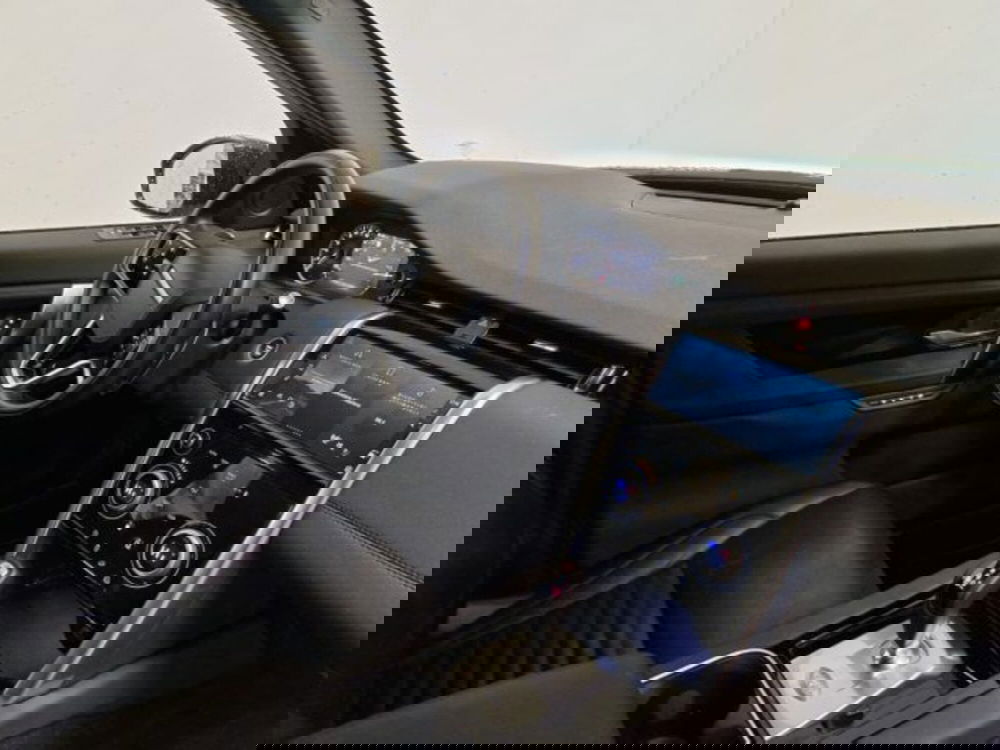 Land Rover Discovery Sport usata a Modena (10)