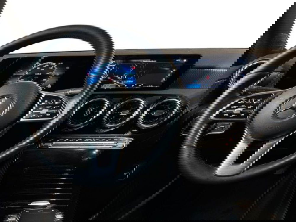 Mercedes-Benz Classe A Sedan usata a Bologna (11)