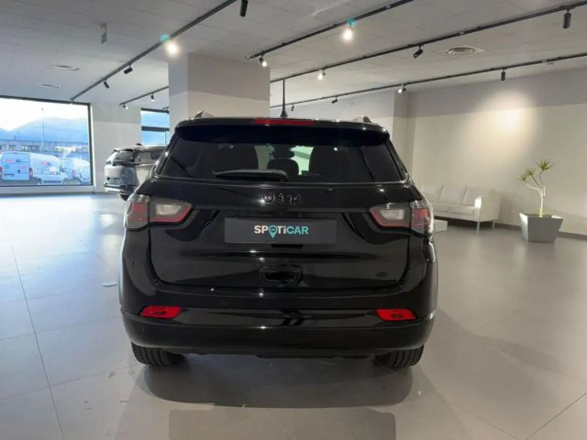 Jeep Compass usata a Salerno (5)